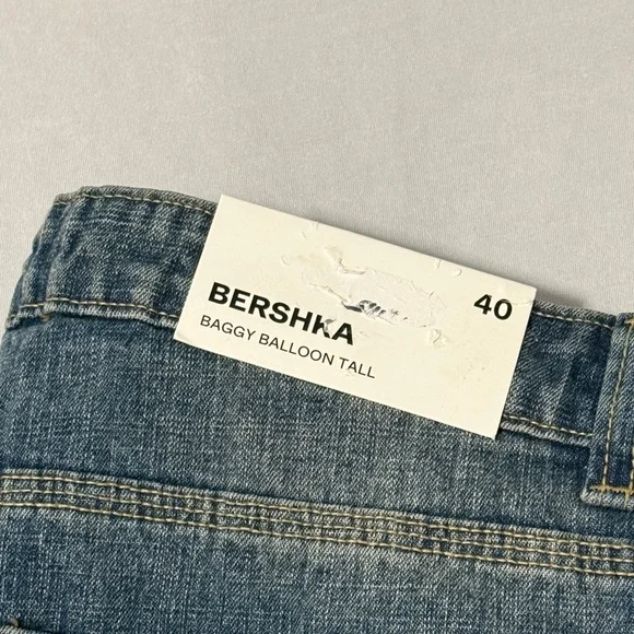 Bershka Baggy Balloon Fit High Rise Jeans Size 8 Tall NWT Barrel Leg - Picture 4 of 13